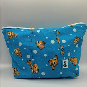 Finding Nemo Print Zipper Pouch